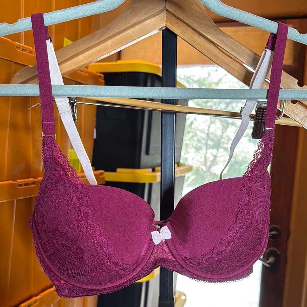B By Ted Baker Burgundy Lace Lined Bra Size 34D